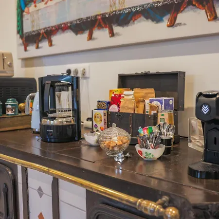 Clos Ceres Bed & Breakfast 4*