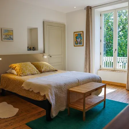 Clos Ceres Bed & Breakfast 4*