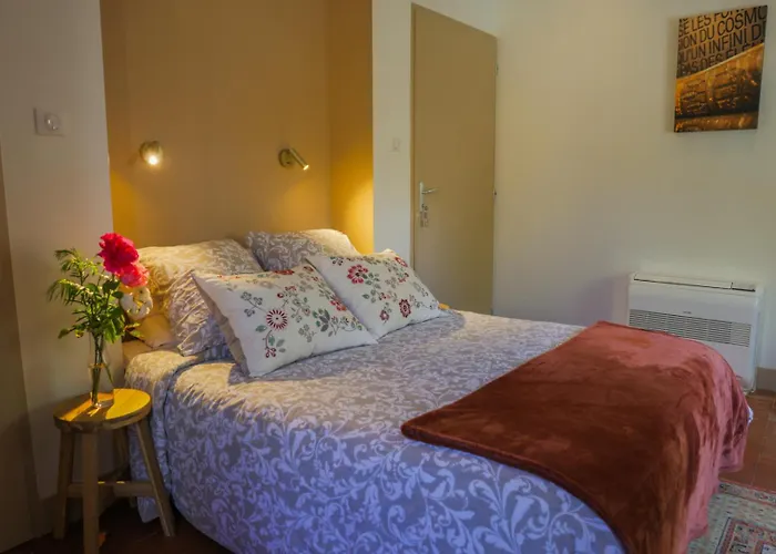 Bed & Breakfast Clos Ceres Viré