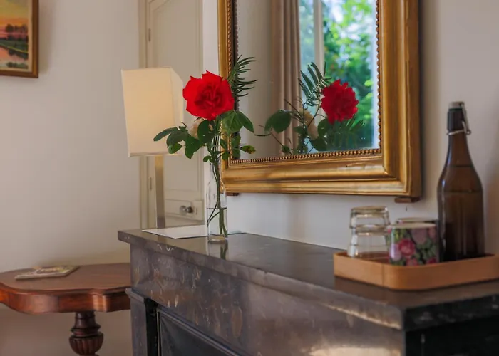 Clos Ceres Bed and Breakfast Viré