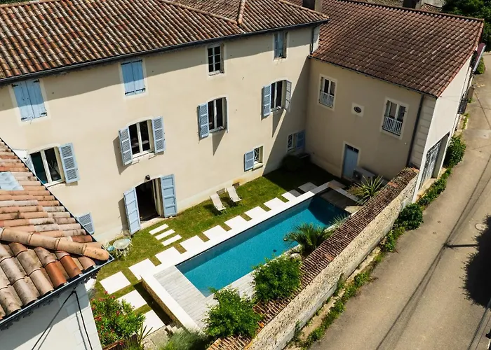 Clos Ceres Bed & Breakfast Viré